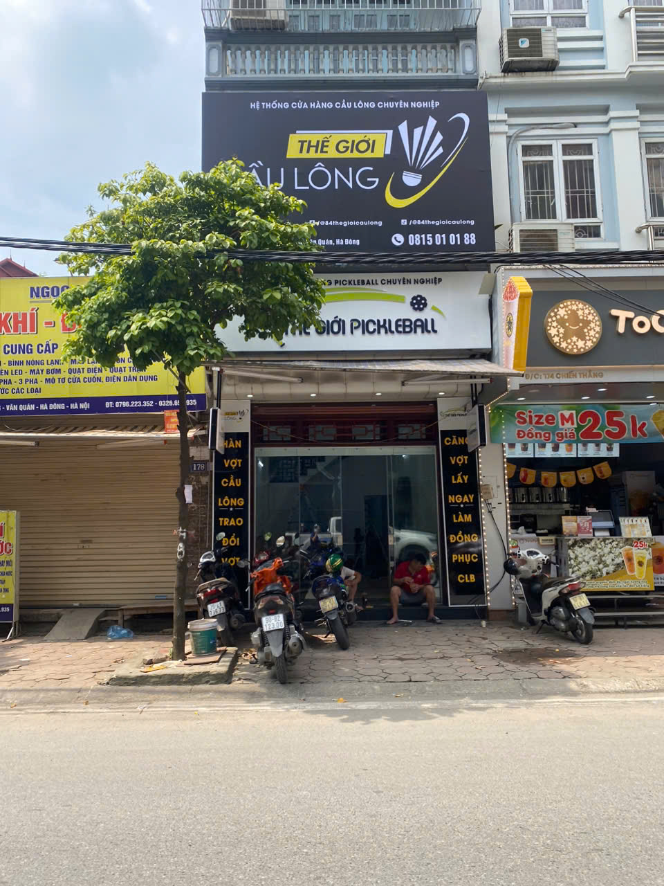 Thế Giới Cầu Lông - Hệ Thống Cửa Hàng Cầu Lông Chuyên Nghiệp